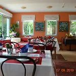 Hotel Le Castel 3*