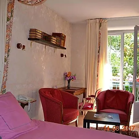 Hotel Le Castel Brissac-Quince