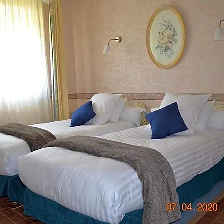Le Castel 3*