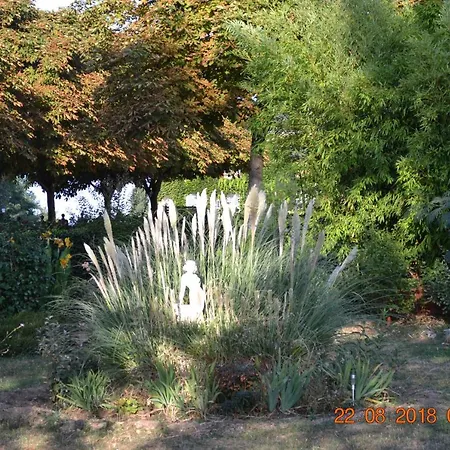 Le Castel Brissac-Quince