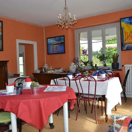 Le Castel Hotel 3*