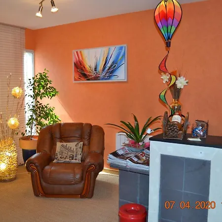 乐卡斯特酒店 3*