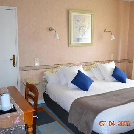 Le Castel Brissac-Quince