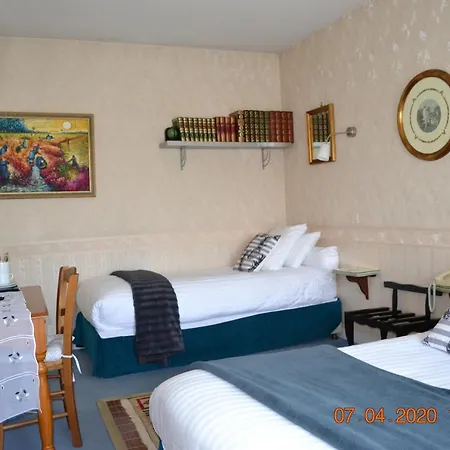 Le Castel 3*