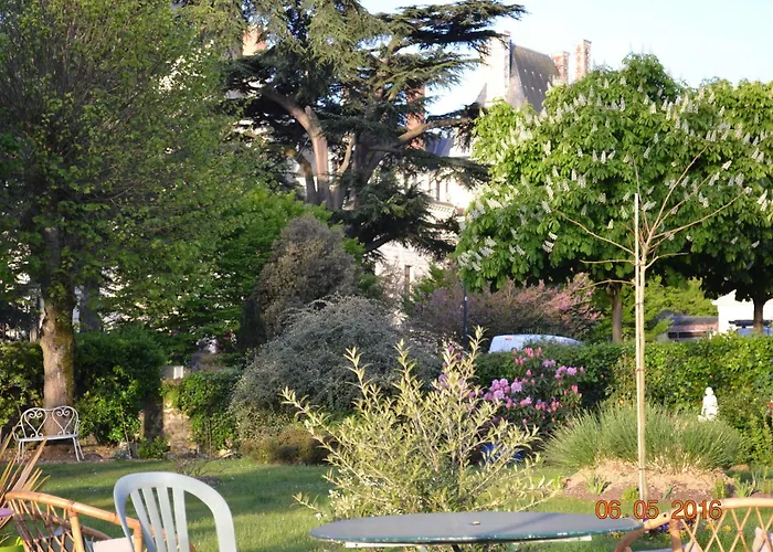 Le Castel Brissac-Quince