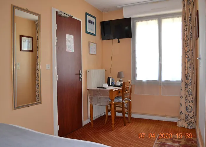 Le Castel Brissac-Quince