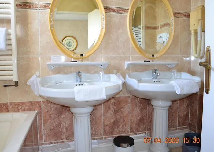 Szálloda Le Castel 3*